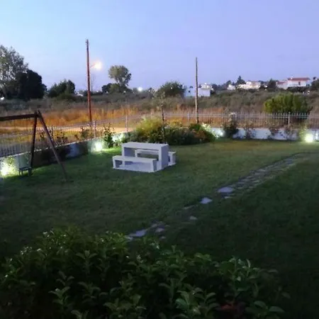 阿纳斯塔西娅别墅 3*